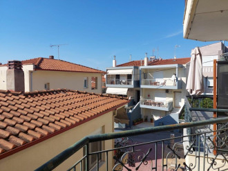 Μεζονέτα, Τρίλοφος