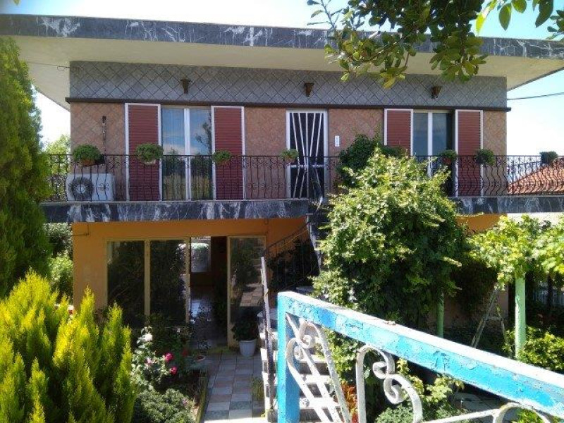 Detached house, Domokos