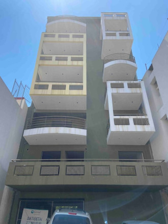 Ημιτελές διαμέρισμα, Χαλκίδα