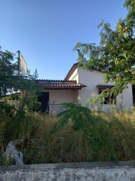 Detached house, Karaiika