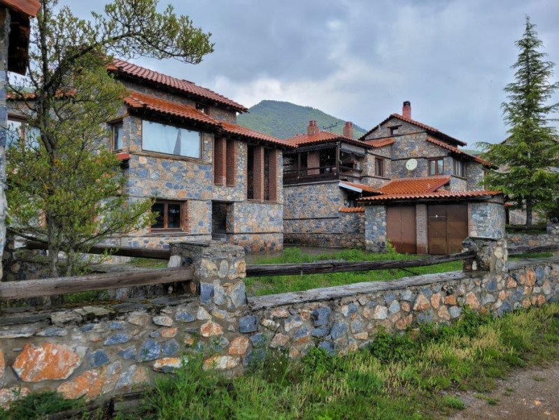 Maisonette, Palaios Agios Athanasios, Pella