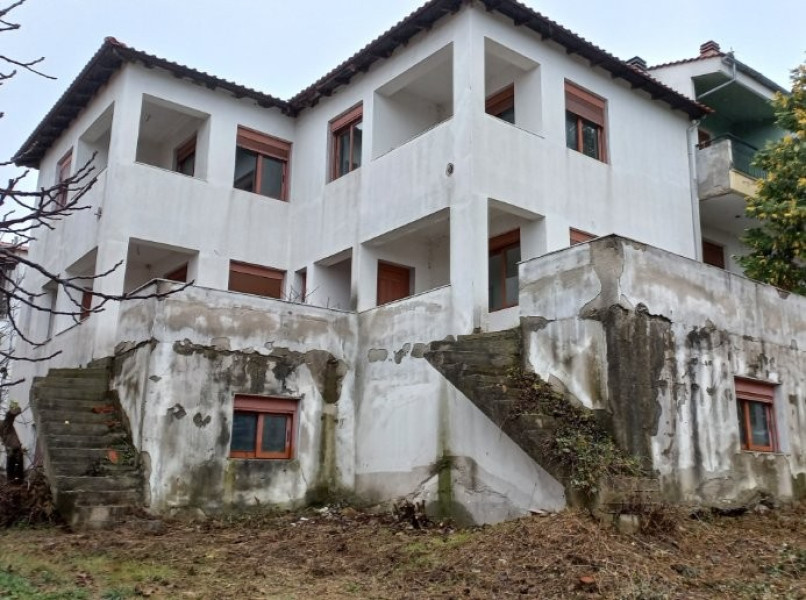 Maisonette, Chortiatis