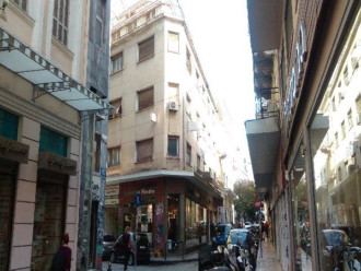Μισθωμένο κατάστημα, Αθήνα