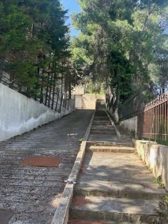 Αυτόνομη μεζονέτα, Εκάλη