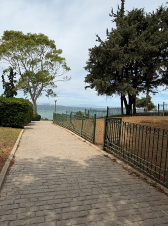 Αυτοτελές Κτήριο Κατοικιών, Καβούρι