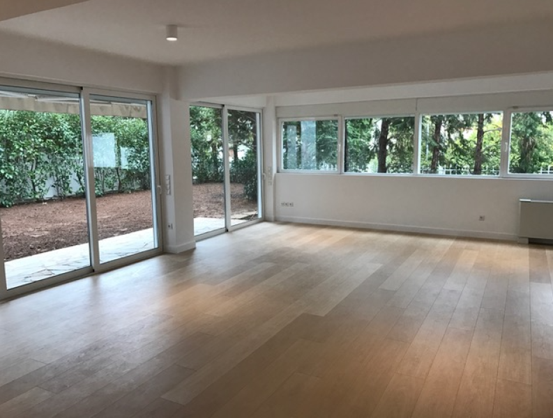 Ground floor dublex apartment, Vouliagmeni
