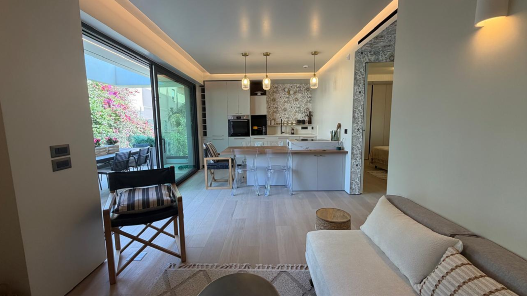 Newly Buid, Turnkay Apartment, Voula